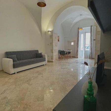 דירות מרטינה פרנקה La Casa A Fianco מראה חיצוני תמונה