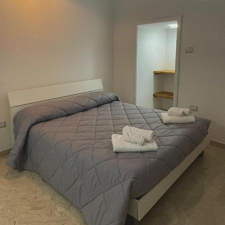 דירות מרטינה פרנקה La Casa A Fianco מראה חיצוני תמונה