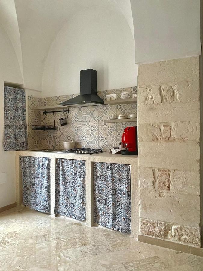 דירות מרטינה פרנקה La Casa A Fianco מראה חיצוני תמונה
